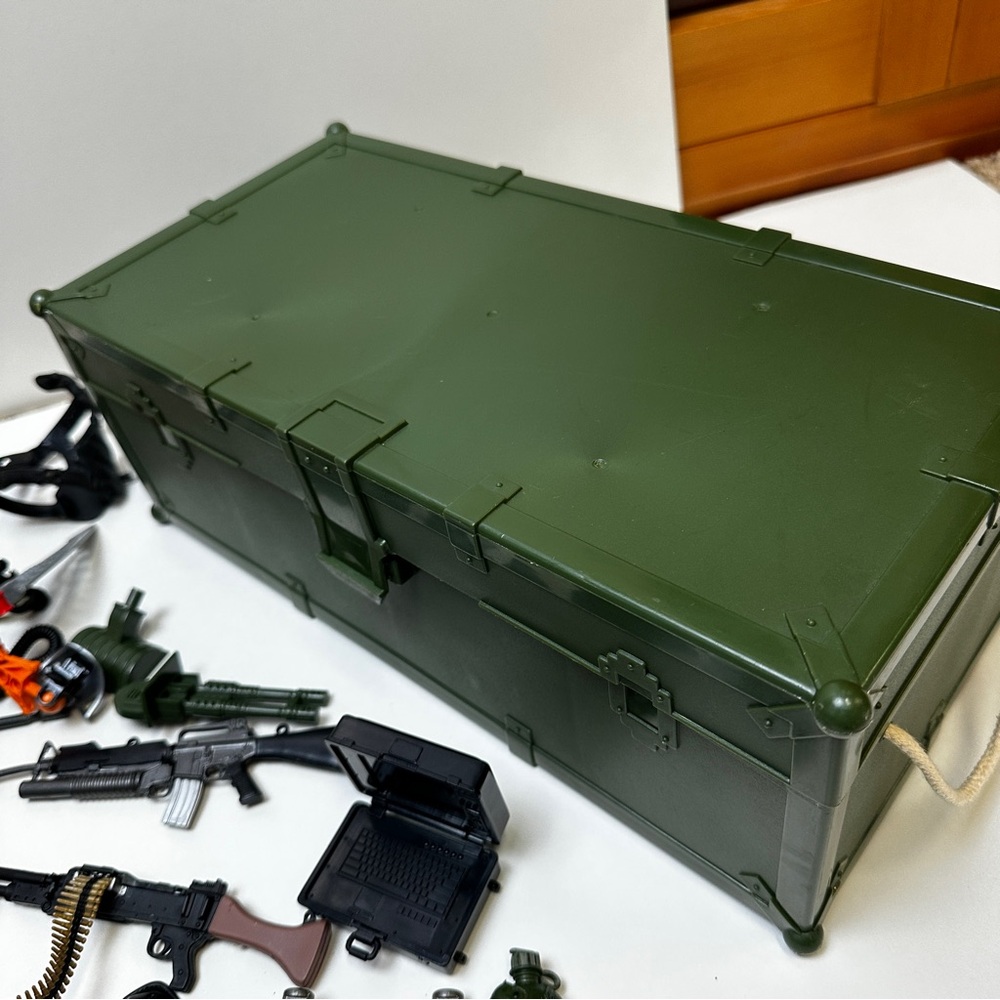 Army Military First Responder Equipment GI Joe Action Figure Accessories w/ Case - Picture 12 of 15